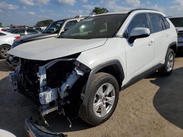 TOYOTA RAV4 XLE 2019 2t3w1rfv8kc005168