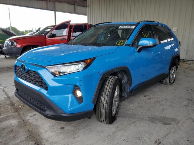 TOYOTA RAV4 XLE 2019 2t3w1rfv8kw008523