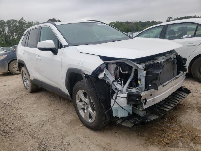 TOYOTA RAV4 XLE 2019 2t3w1rfv8kw018291