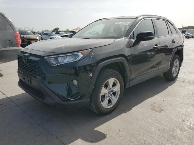 TOYOTA RAV4 XLE 2019 2t3w1rfv8kw040937