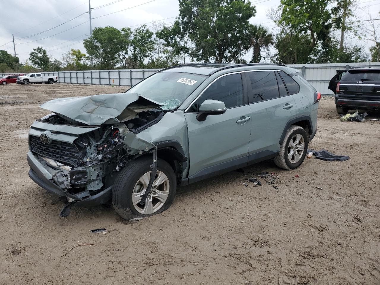 TOYOTA RAV 4 2021 2t3w1rfv8mw142015