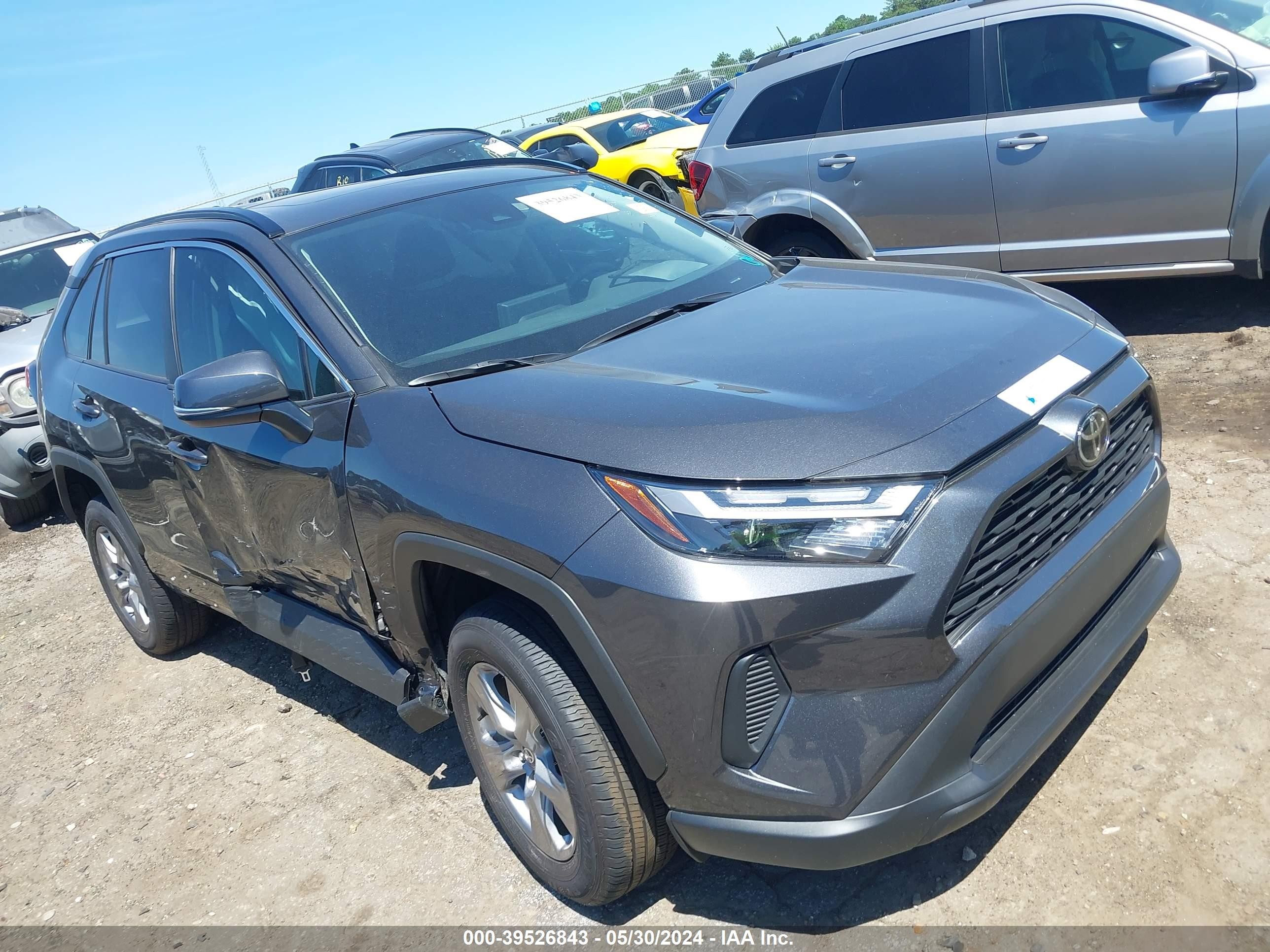 TOYOTA RAV 4 2023 2t3w1rfv8pc251127