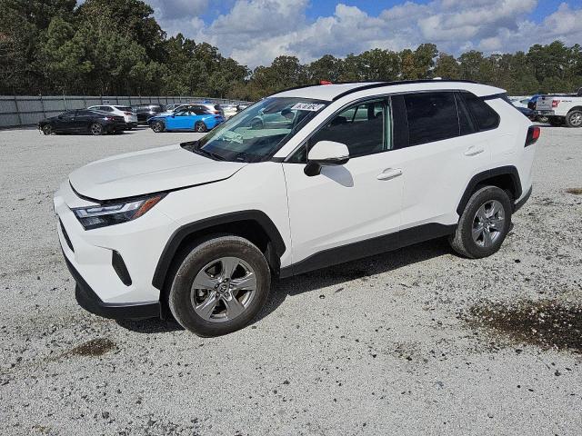 TOYOTA RAV4 XLE 2024 2t3w1rfv8rw315958