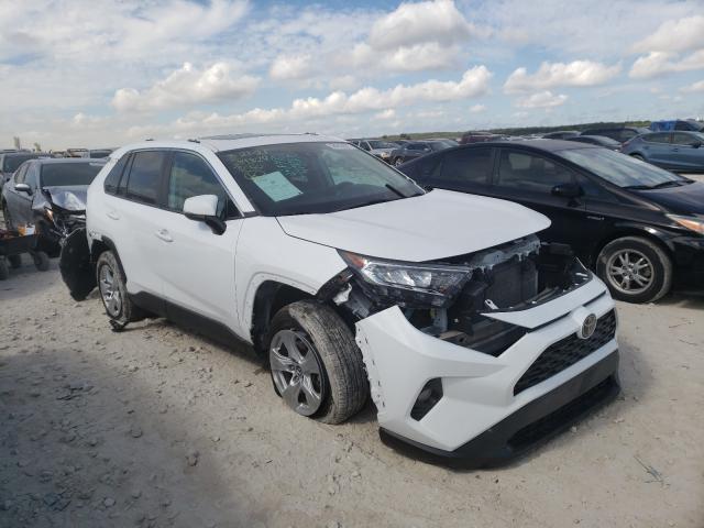 TOYOTA RAV4 XLE 2019 2t3w1rfv9kw005713