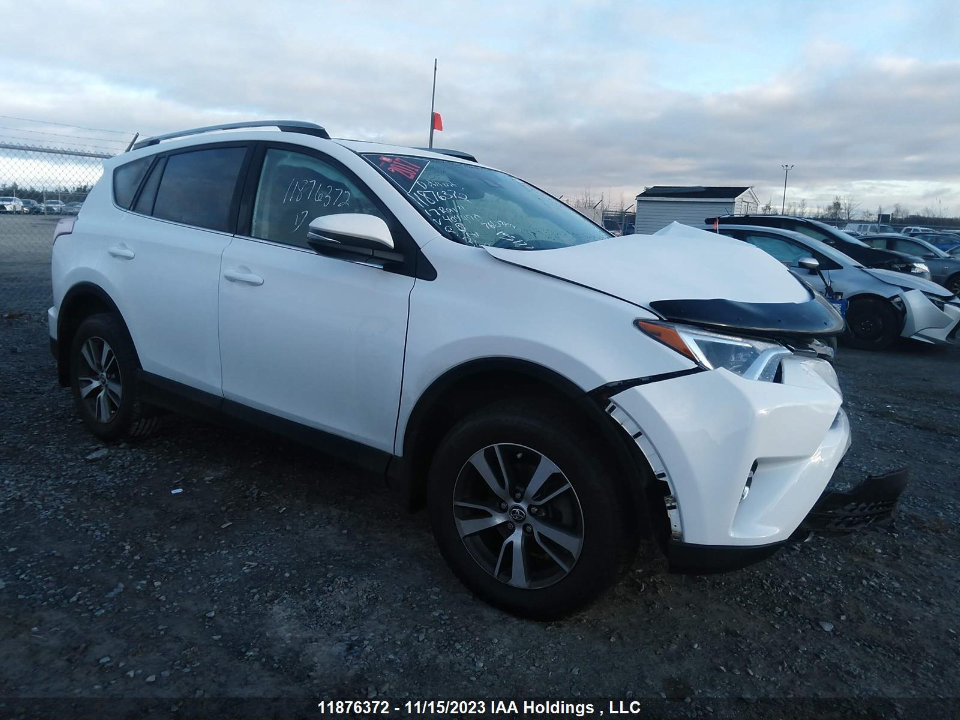 TOYOTA RAV 4 2017 2t3wfrev0hw404490