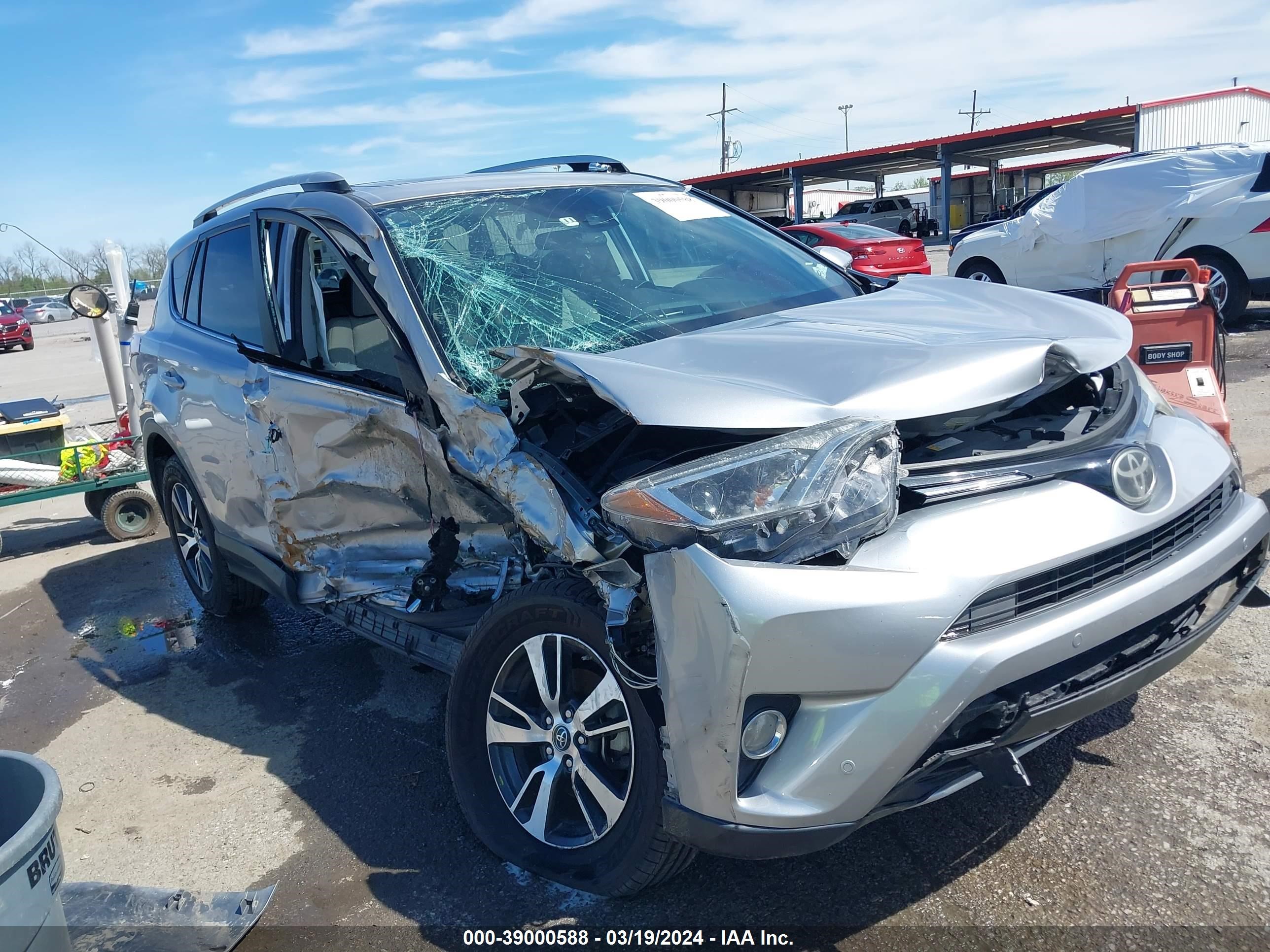 TOYOTA RAV 4 2016 2t3wfrev1gw269681