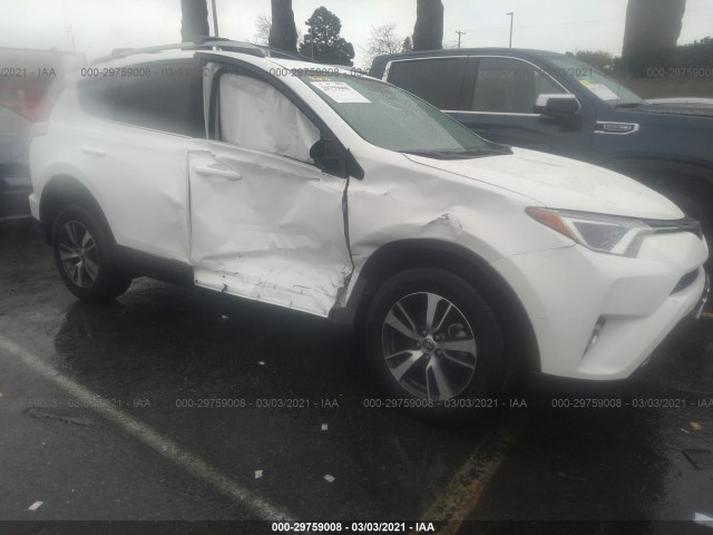 TOYOTA RAV4 2018 2t3wfrev2jw493002