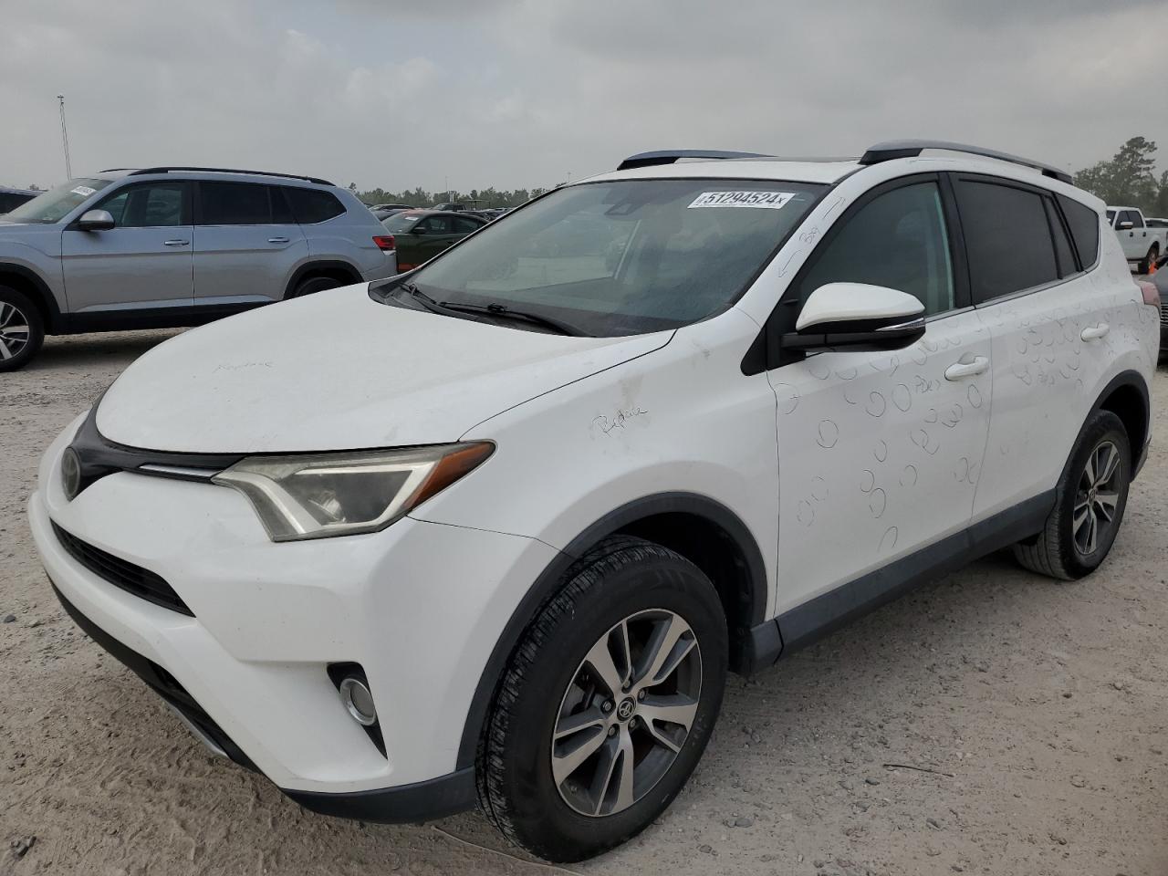 TOYOTA RAV 4 2018 2t3wfrev3jw417613