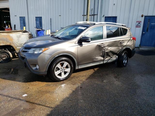 TOYOTA RAV4 XLE 2015 2t3wfrev5fw131169