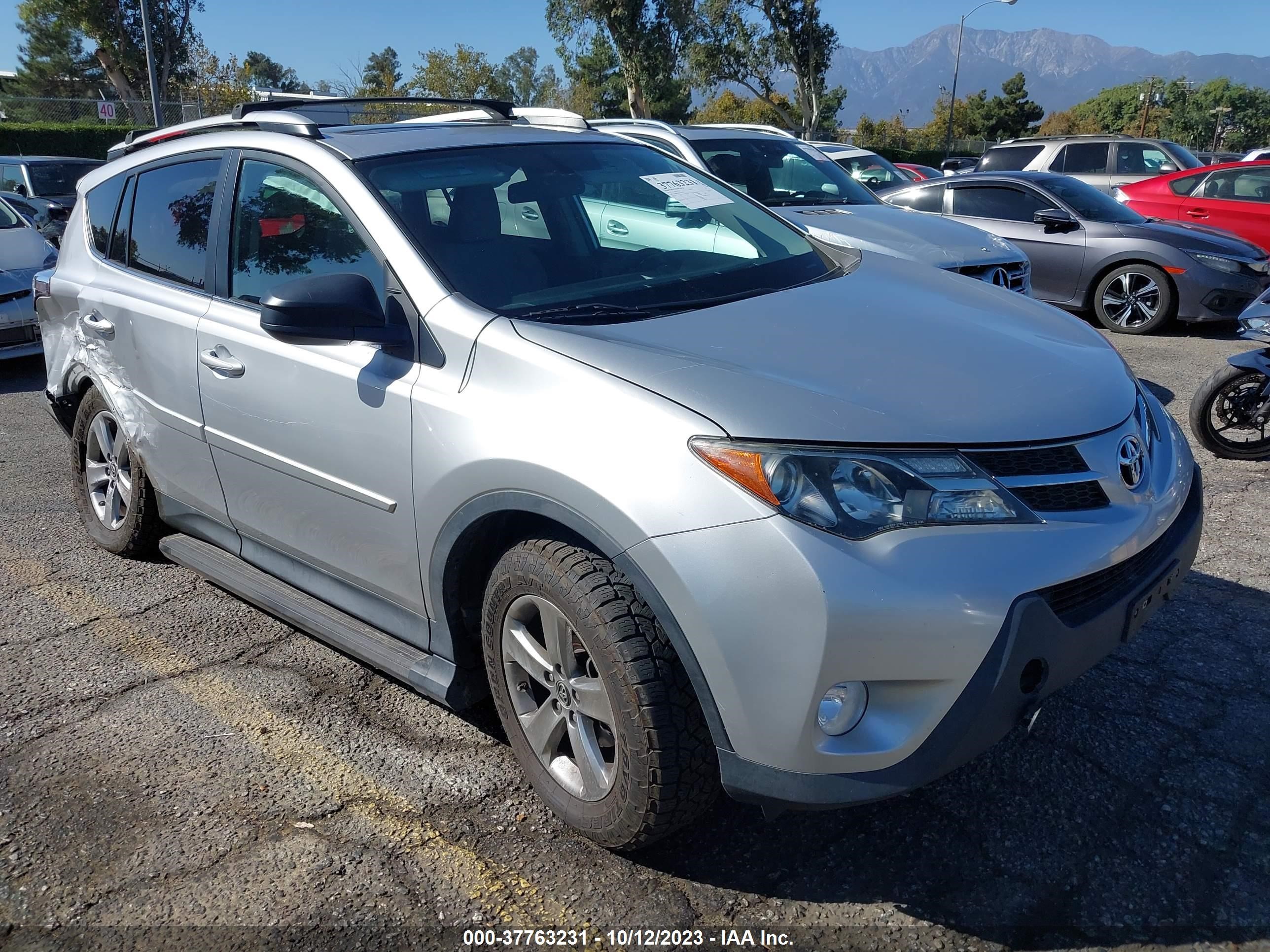 TOYOTA RAV 4 2015 2t3wfrev5fw142754