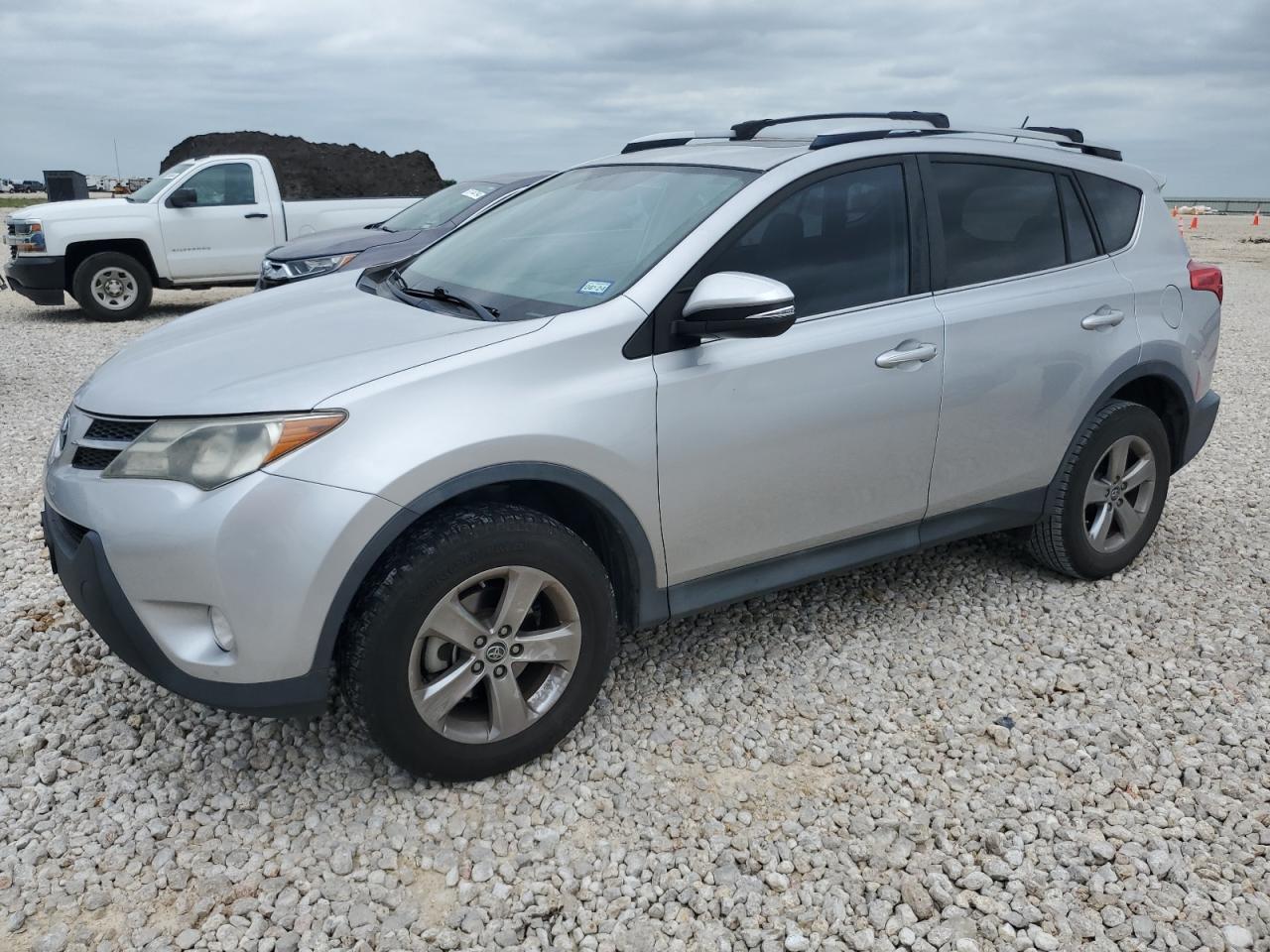 TOYOTA RAV 4 2015 2t3wfrev8fw211260