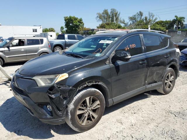 TOYOTA RAV4 XLE 2017 2t3wfrev8hw323995