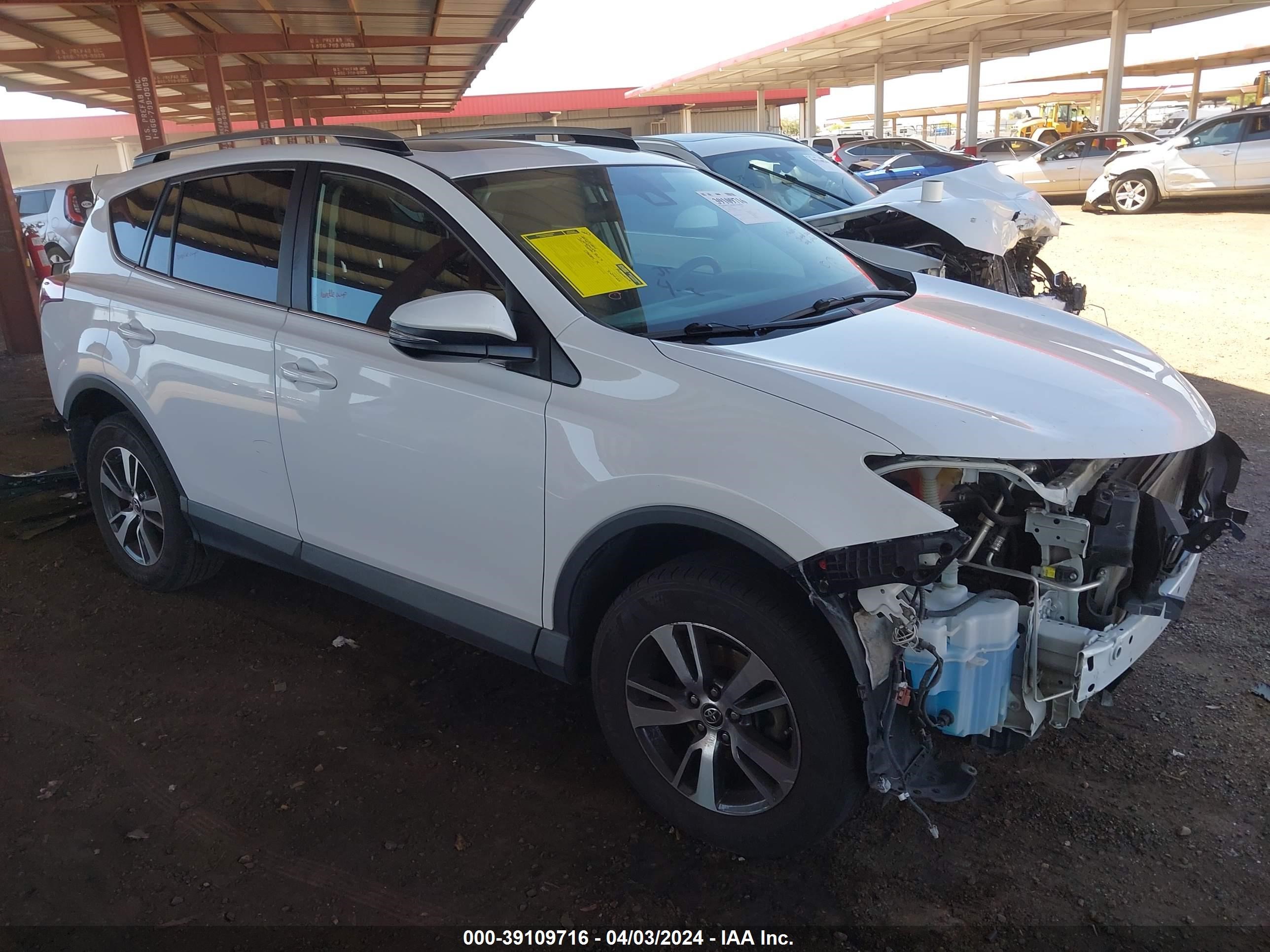 TOYOTA RAV 4 2017 2t3wfrev8hw338657