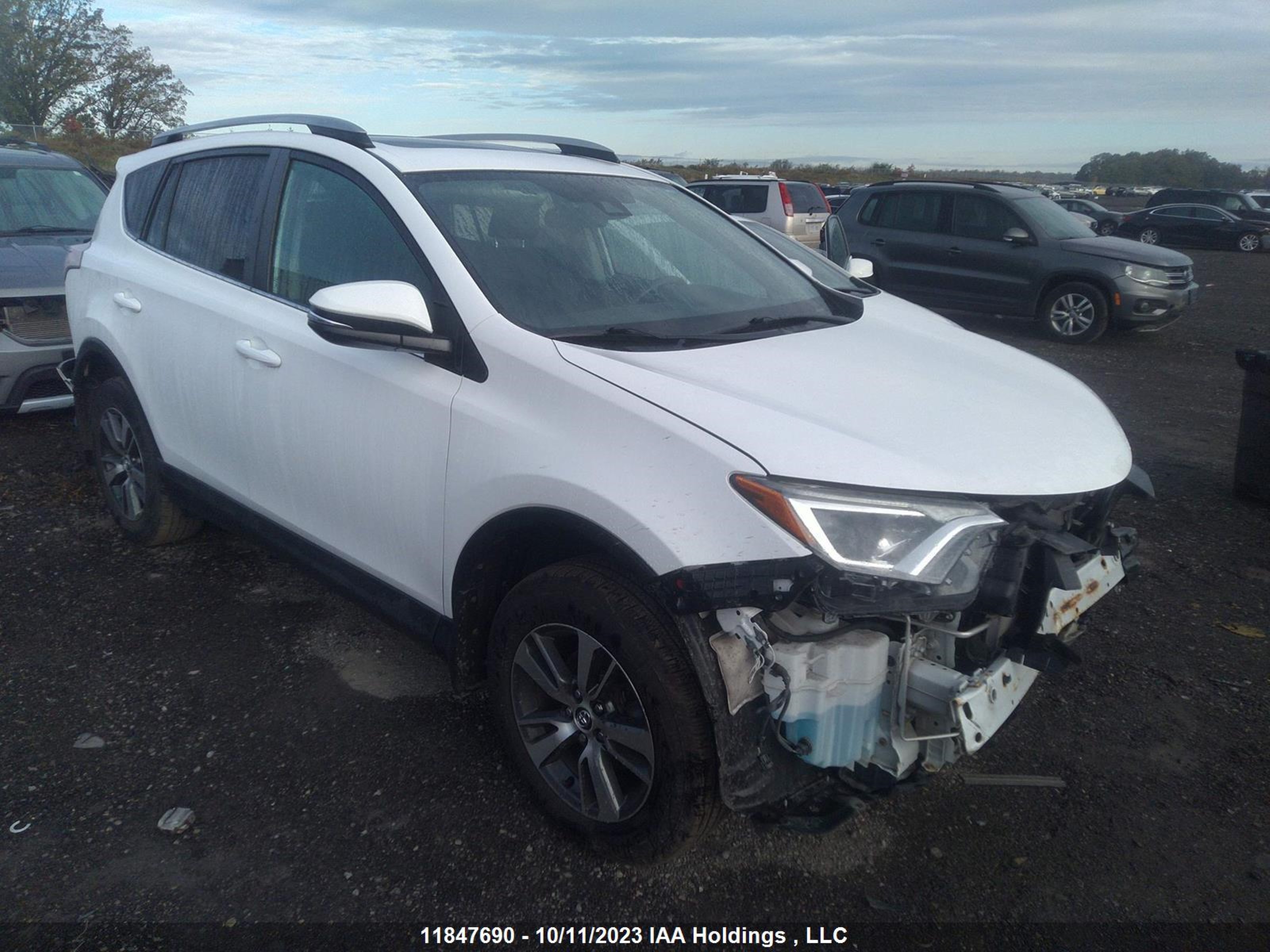 TOYOTA RAV 4 2017 2t3wfrev9hw334469