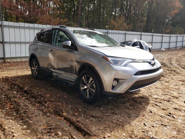 TOYOTA RAV4 XLE 2017 2t3wfrev9hw358884