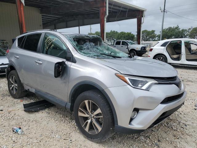 TOYOTA RAV4 XLE 2017 2t3wfrev9hw391044