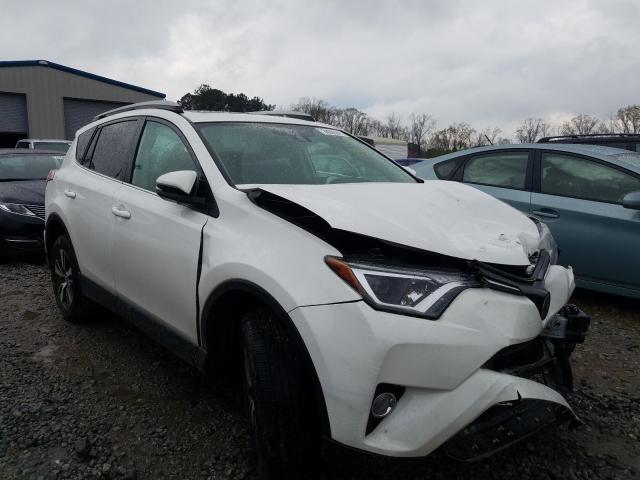 TOYOTA RAV4 XLE 2017 2t3wfrev9hw402429