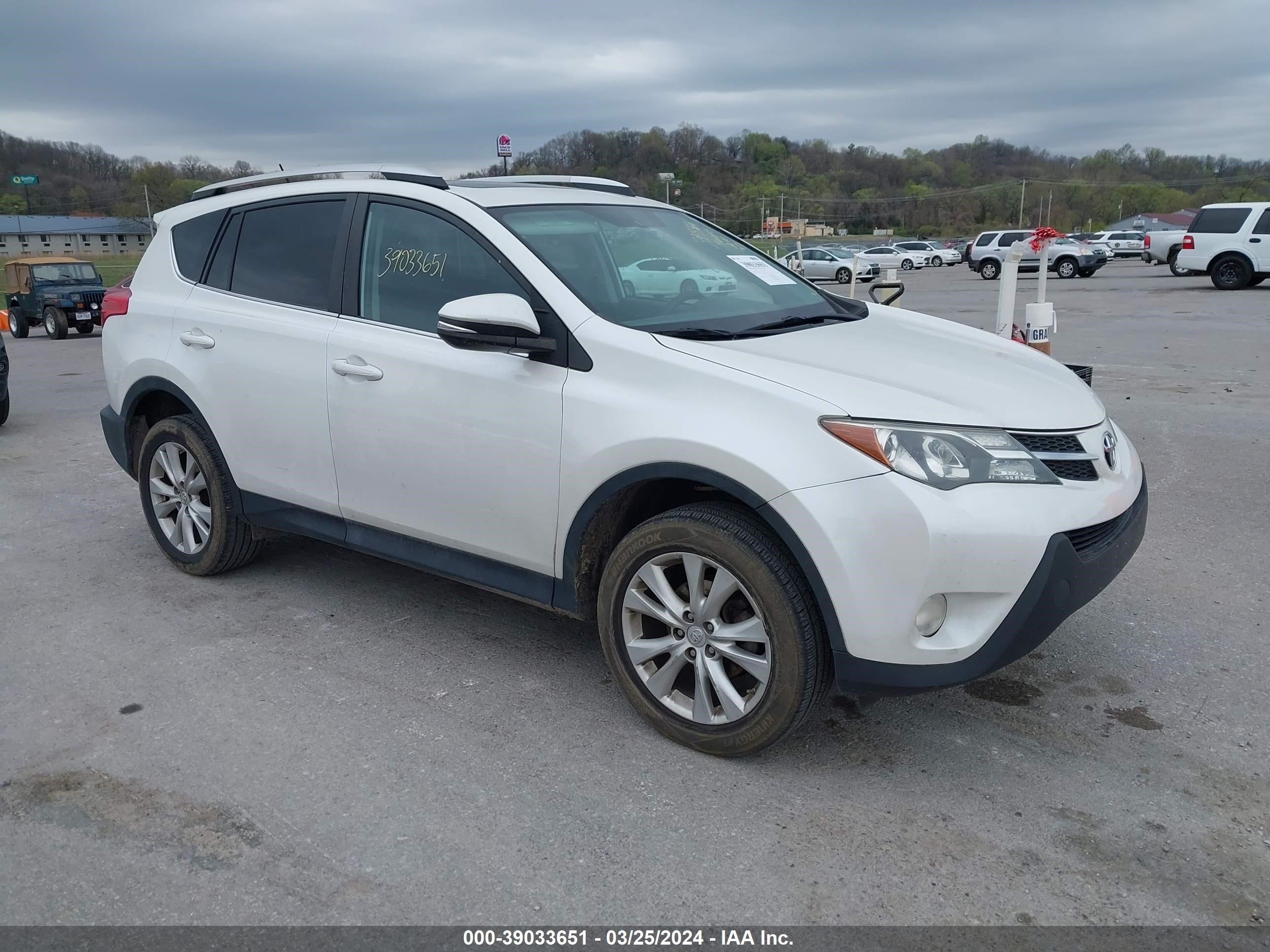 TOYOTA RAV 4 2013 2t3yfrev4dw026418