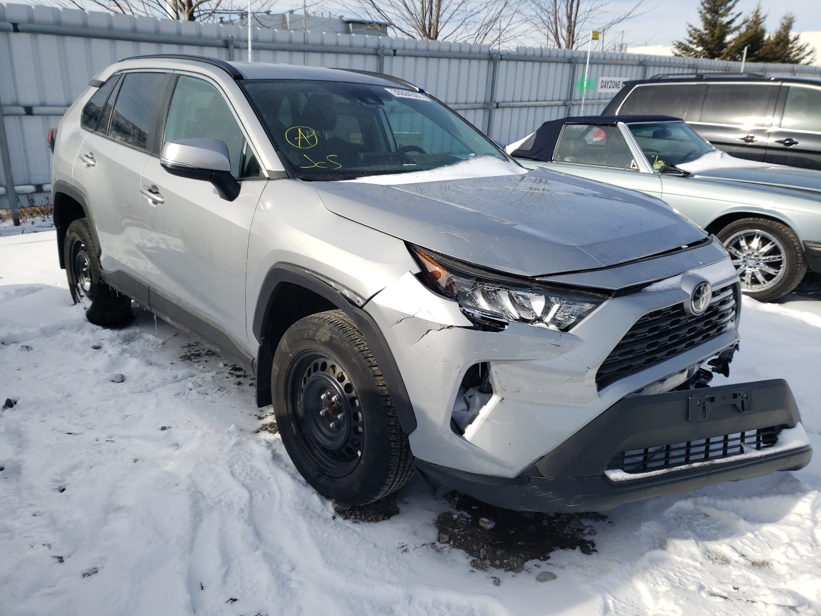 TOYOTA RAV4 LE 2019 2t3z1rfv6kw039802