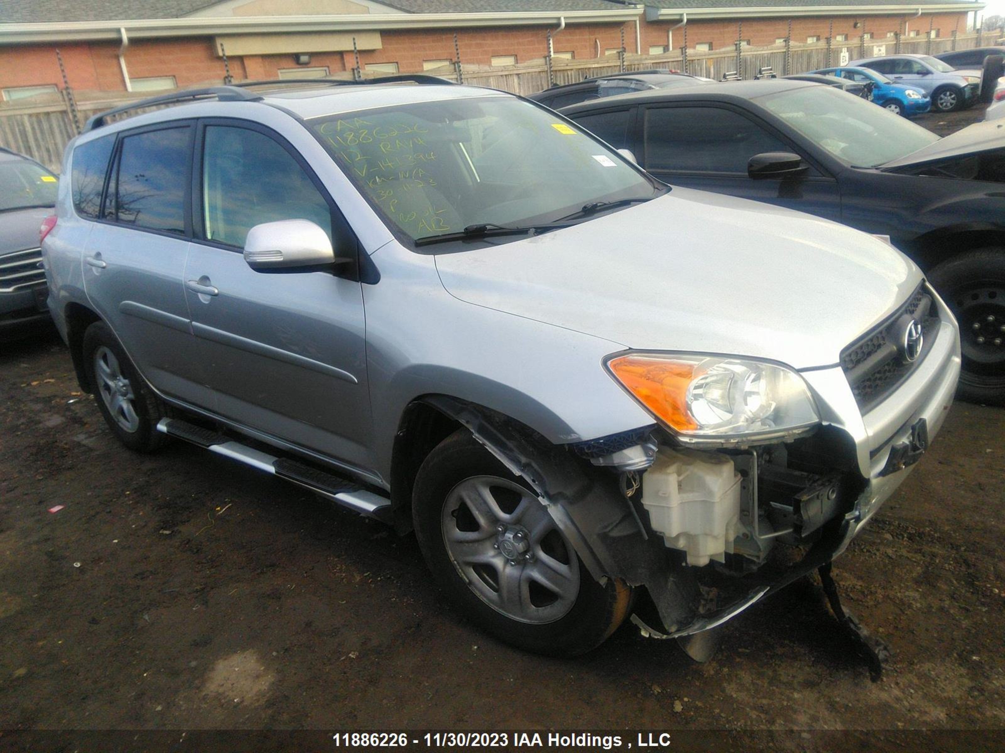 TOYOTA RAV 4 2012 2t3zf4dv0cw141394