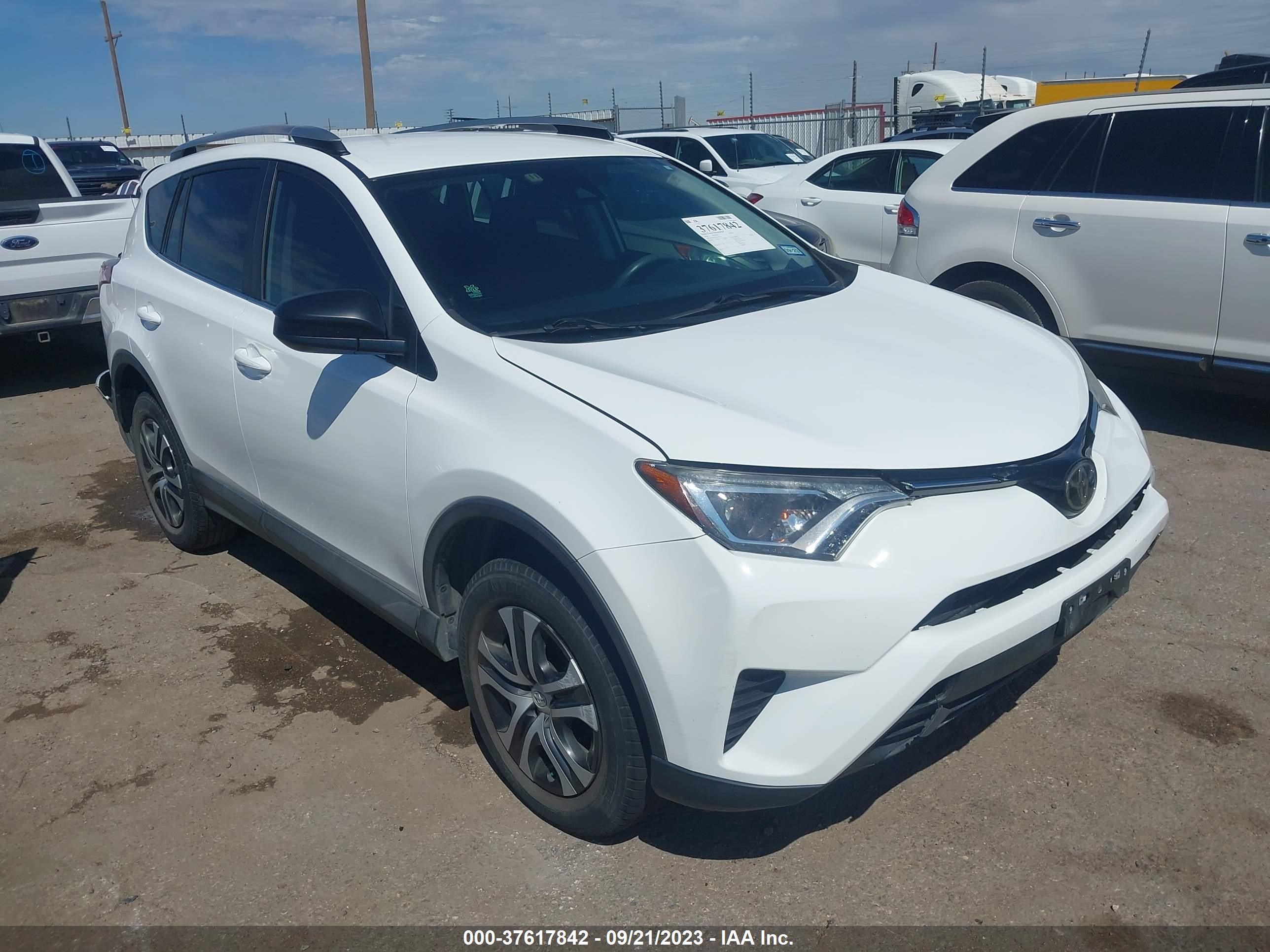 TOYOTA RAV 4 2018 2t3zfrev1jw440711