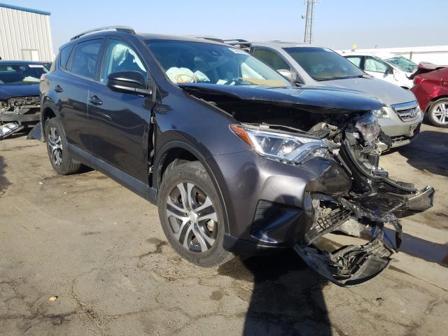 TOYOTA RAV4 LE 2018 2t3zfrev1jw469349