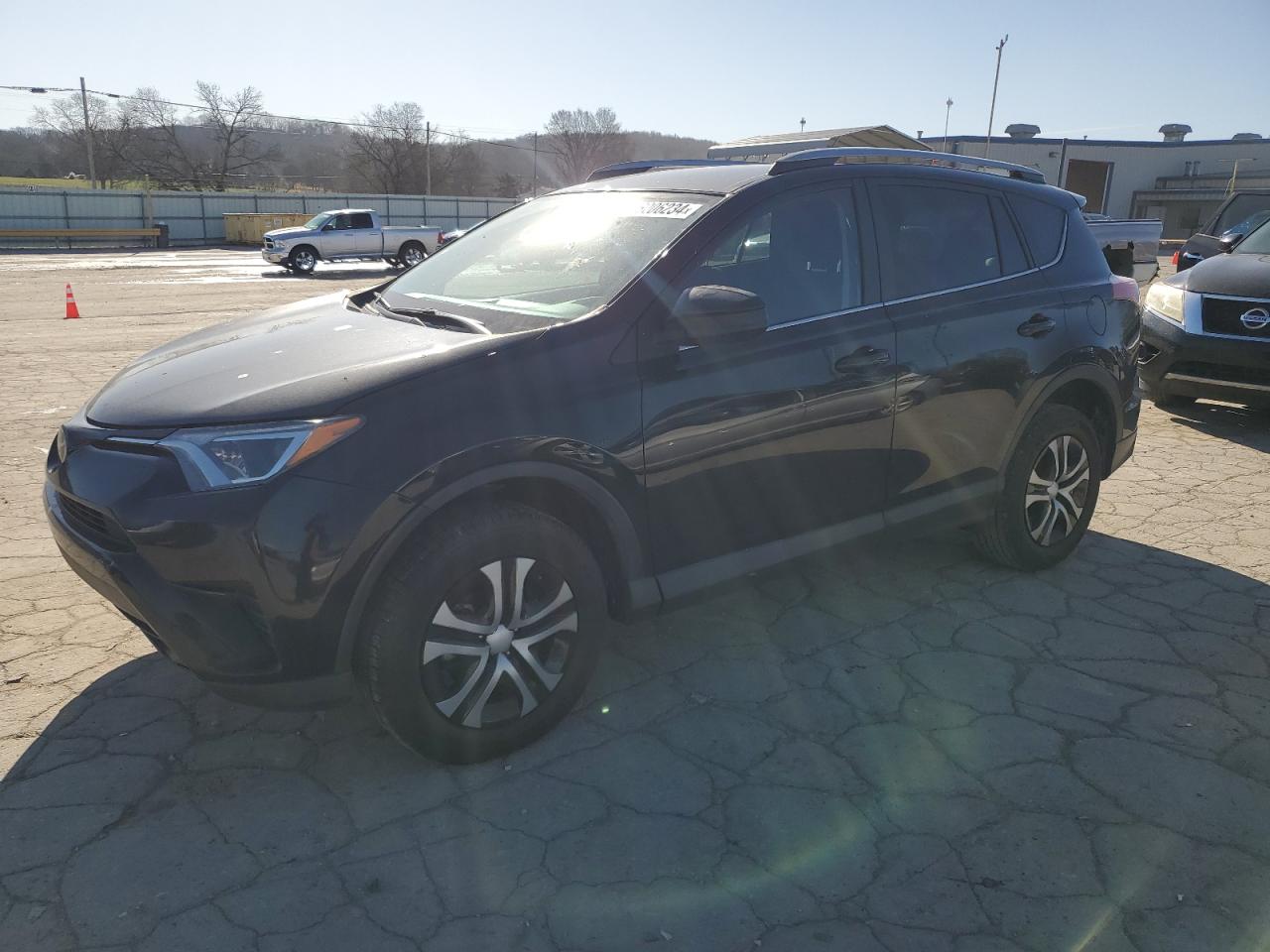 TOYOTA RAV 4 2017 2t3zfrev2hw363759