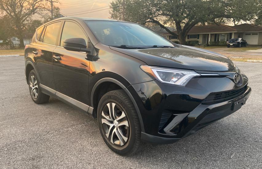 TOYOTA RAV4 LE 2018 2t3zfrev2jw418636