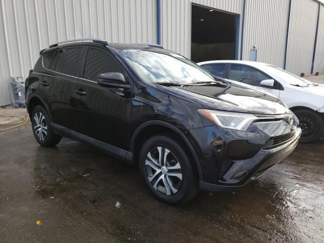 TOYOTA RAV4 LE 2017 2t3zfrev3hw353242