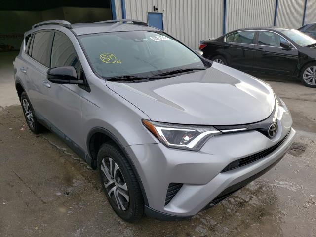 TOYOTA RAV4 LE 2018 2t3zfrev3jw450351