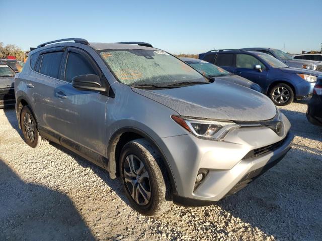 TOYOTA RAV4 LE 2018 2t3zfrev3jw510922