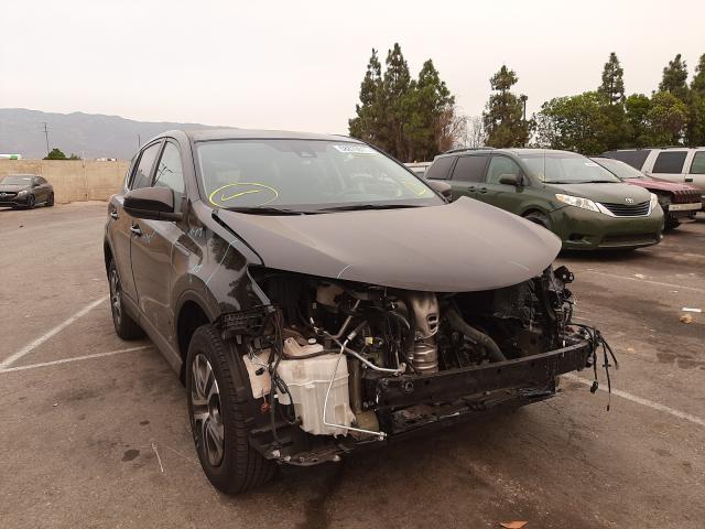 TOYOTA RAV4 LE 2018 2t3zfrev4jw519421