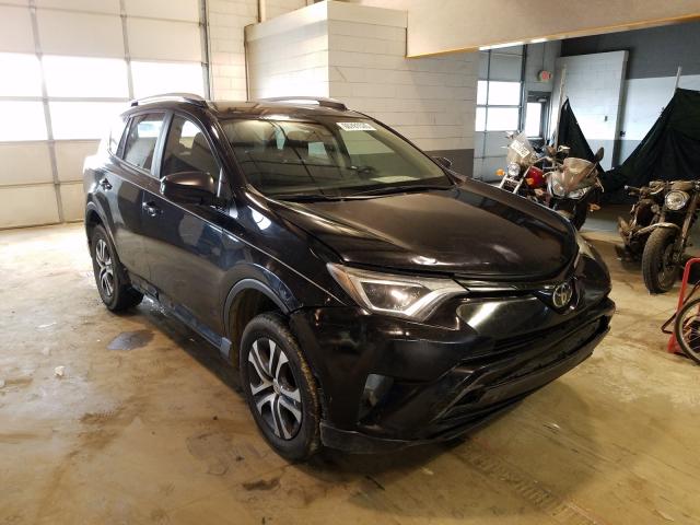 TOYOTA RAV4 LE 2017 2t3zfrev5hw358460