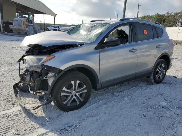 TOYOTA RAV4 LE 2018 2t3zfrev5jw415018