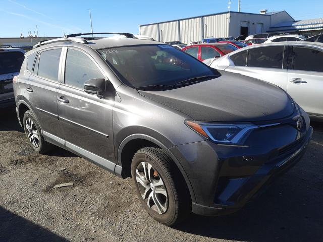 TOYOTA RAV4 LE 2018 2t3zfrev5jw424155