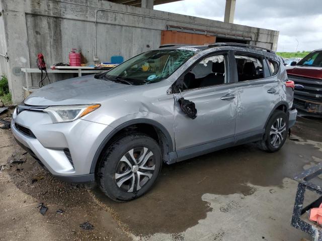 TOYOTA RAV4 LE 2017 2t3zfrev8hw339000