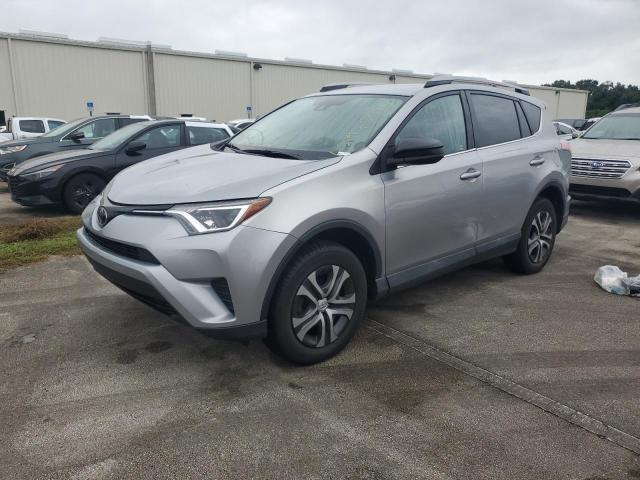 TOYOTA RAV4 LE 2017 2t3zfrev8hw383465