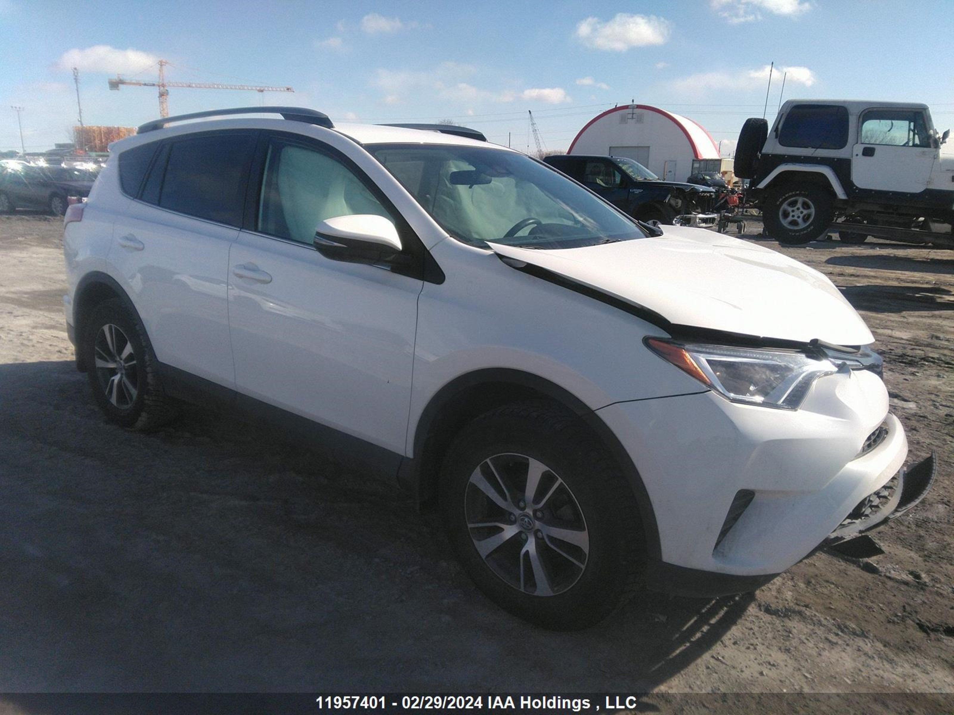 TOYOTA RAV 4 2018 2t3zfrev8jw479389