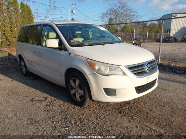 VOLKSWAGEN ROUTAN 2010 2v4rw3d10ar159155