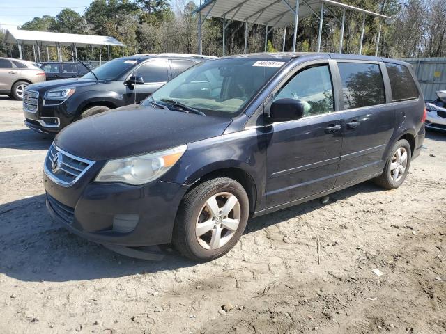 VOLKSWAGEN ROUTAN 2010 2v4rw3d10ar263046