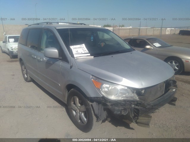 VOLKSWAGEN ROUTAN 2010 2v4rw3d10ar388581