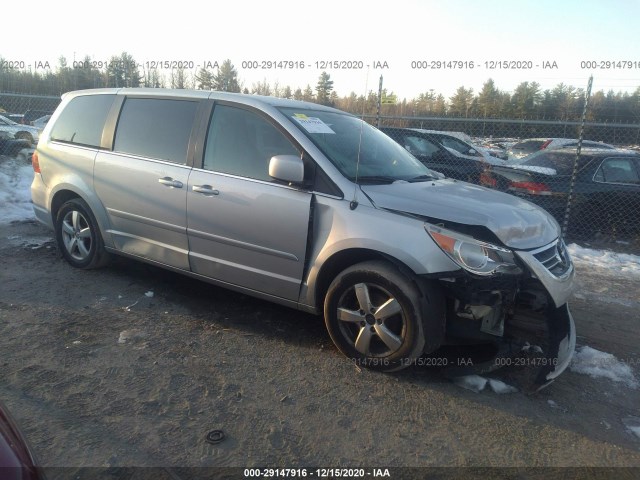 VOLKSWAGEN ROUTAN 2010 2v4rw3d11ar186560