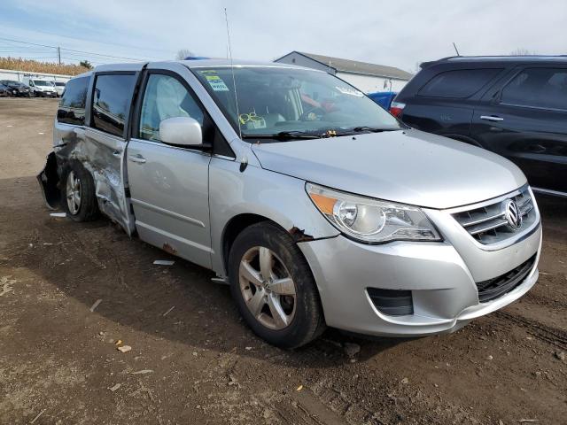 VOLKSWAGEN ROUTAN SE 2010 2v4rw3d11ar245963