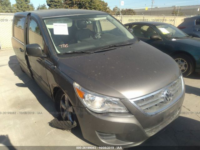 VOLKSWAGEN ROUTAN 2010 2v4rw3d11ar407185