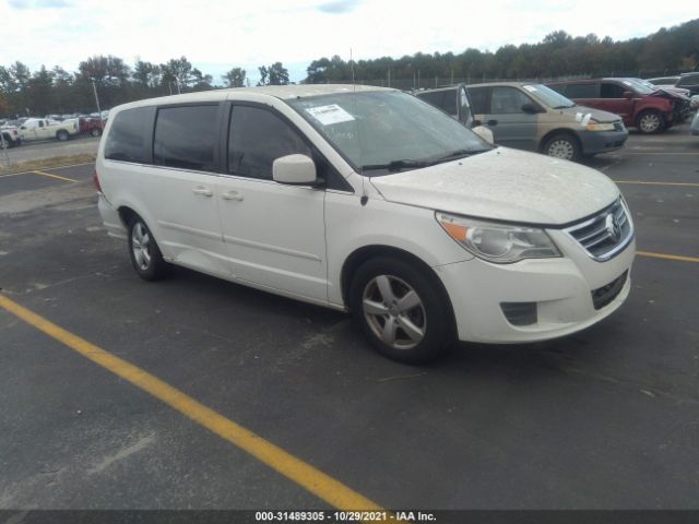 VOLKSWAGEN ROUTAN 2010 2v4rw3d11ar407820