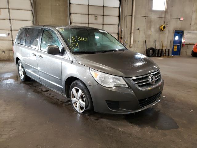 VOLKSWAGEN ROUTAN SE 2010 2v4rw3d12ar280172