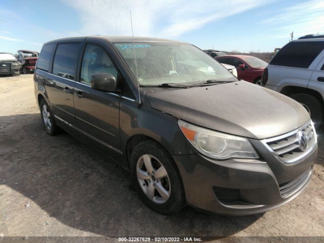 VOLKSWAGEN ROUTAN 2010 2v4rw3d13ar209451