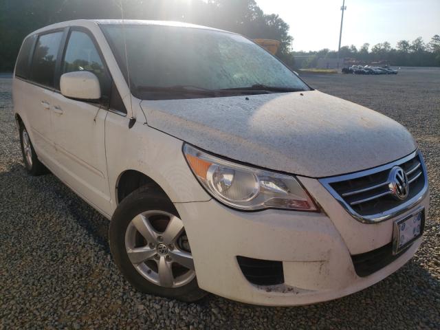 VOLKSWAGEN ROUTAN SE 2010 2v4rw3d14ar168831