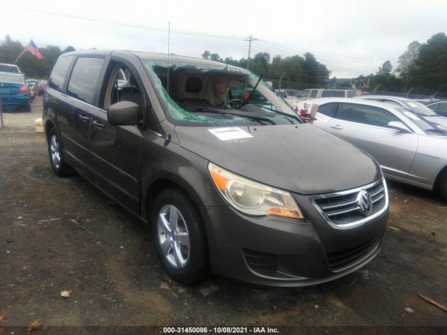 VOLKSWAGEN ROUTAN 2010 2v4rw3d14ar209233