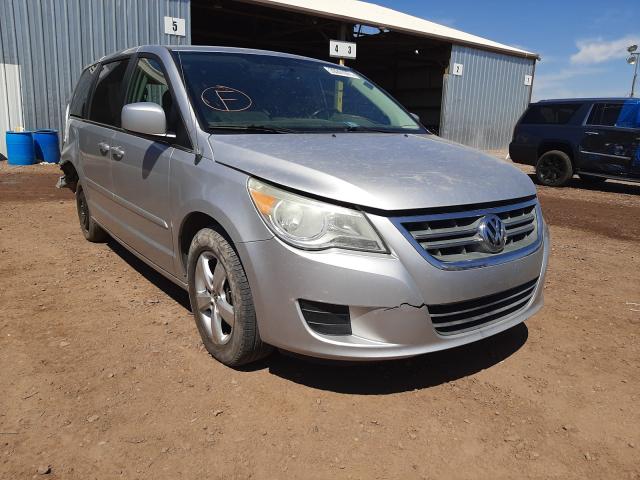 VOLKSWAGEN ROUTAN SE 2010 2v4rw3d14ar333079